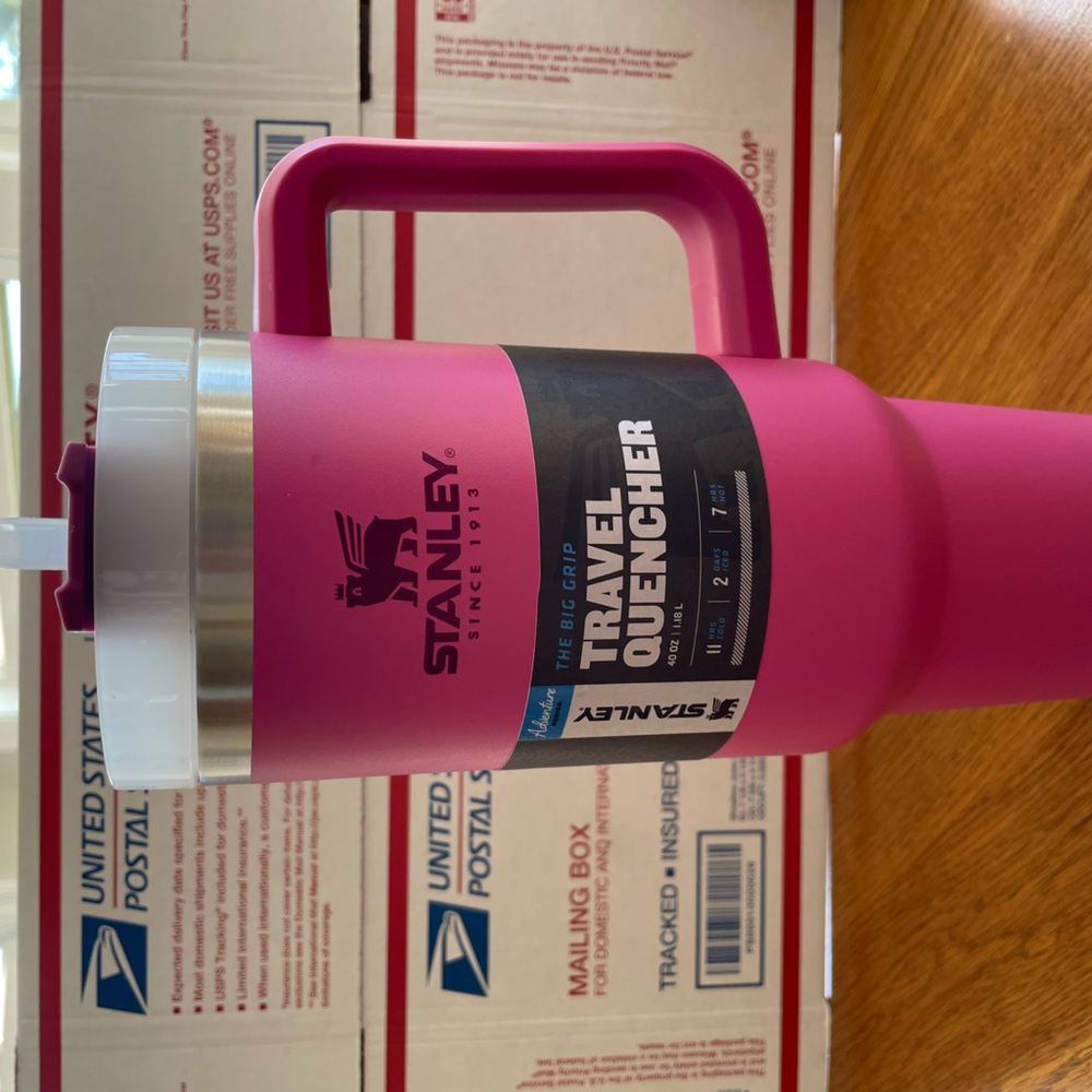 Azalea Stanley Quencher BNWT